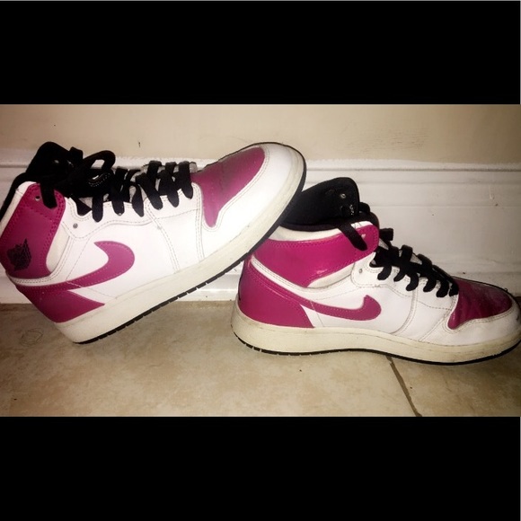 Air Jordens - Picture 1 of 1